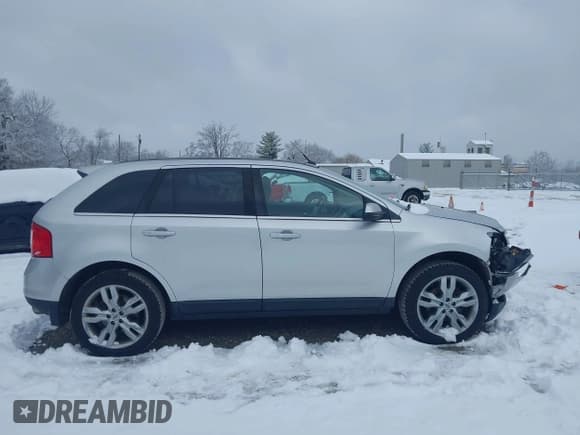 ✅ 2013 Ford Edge Limited • VIN: 2FMDK3KC8DBE24529 • Lot: 43805975. Wystawiony na IAAI z przebiegiem 175 614 mil. Bezpłatny archiwum sprzedaży aukcyjnych z USA i szczegółowy raport historii pojazdu na DreamBid. Zdjęcie 13.