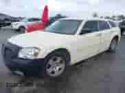 2005 Dodge Magnum SE с VIN 2D4FV48V55H680003, выставлен на аукционе IAAI как лот 41720084 с пробегом 239 029 миль миль и . История ставок и продаж доступна на DreamBid. Изображение 2.