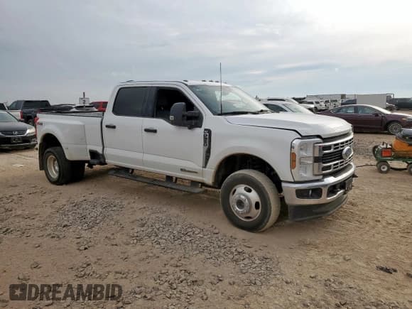 ✅ 2024 Ford F-350 XL • VIN: 1FT8W3DT9REC51414 • Лот: 71665785. Опубликован ранее на Copart с пробегом Не указан. Бесплатный доступ к архиву аукционных продаж из США и подробный отчёт об истории автомобиля на DreamBid. Изображение 4.
