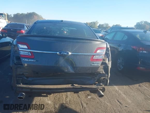 ✅ 2016 Ford Taurus SEL • VIN: 1FAHP2E85GG134034 • Лот: 43480888. Опубликован ранее на IAAI с пробегом 126 008 миль. Бесплатный доступ к архиву аукционных продаж из США и подробный отчёт об истории автомобиля на DreamBid. Изображение 17.