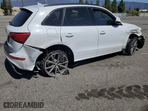 ✅ 2015 Audi Q5 Premium Plus • VIN: WA1DGAFP8FA108600 • Lot: 51817235. Listed on Copart with 90,555 mi. Free auction sales archive from the USA and detailed vehicle history report at DreamBid. Image 3.