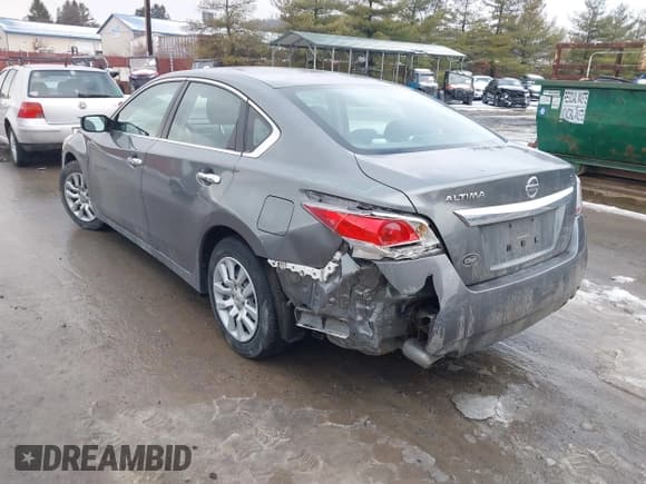 ✅ 2015 Nissan Altima SV • VIN: 1N4AL3AP8FC204986 • Лот: 41573065. Опубликован ранее на IAAI с пробегом 131 552 миль. Бесплатный доступ к архиву аукционных продаж из США и подробный отчёт об истории автомобиля на DreamBid. Изображение 6.