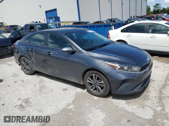 ✅ 2022 Kia Forte LXS • VIN: 3KPF24AD2NE423898 • Lot: 61091045. Listed on Copart with 77,576 mi. Free auction sales archive from the USA and detailed vehicle history report at DreamBid. Image 4.