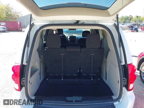 ✅ 2015 Dodge Grand Caravan American Value • VIN: 2C4RDGBG5FR724246 • Лот: 43202999. Опубликован ранее на IAAI с пробегом 102 355 миль. Бесплатный доступ к архиву аукционных продаж из США и подробный отчёт об истории автомобиля на DreamBid. Изображение 13.