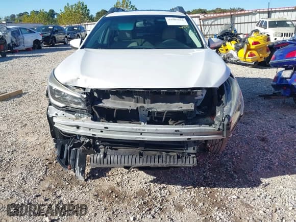 ✅ 2018 Subaru Outback Limited • VIN: 4S4BSAKC9J3380726 • Lot: 43507818. Listed on IAAI with 74,026 mi. Free auction sales archive from the USA and detailed vehicle history report at DreamBid. Image 6.