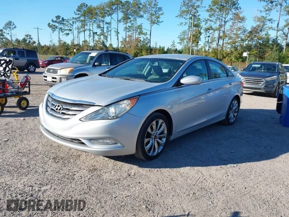 ✅ 2012 Hyundai Sonata Limited • VIN: 5NPEC4AC5CH453776 • Lot: 43693910. Wystawiony na IAAI z przebiegiem 313 575 mil. Bezpłatny archiwum sprzedaży aukcyjnych z USA i szczegółowy raport historii pojazdu na DreamBid. Zdjęcie 2.