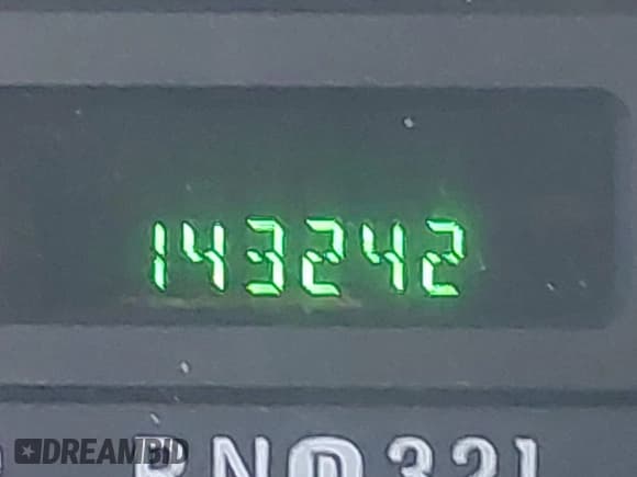 ✅ 2006 Ford F-250 XL • VIN: 1FTSW20P76EA57341 • Лот: 42647536. Опубликован ранее на IAAI с пробегом 143 242 миль. Бесплатный доступ к архиву аукционных продаж из США и подробный отчёт об истории автомобиля на DreamBid. Изображение 15.