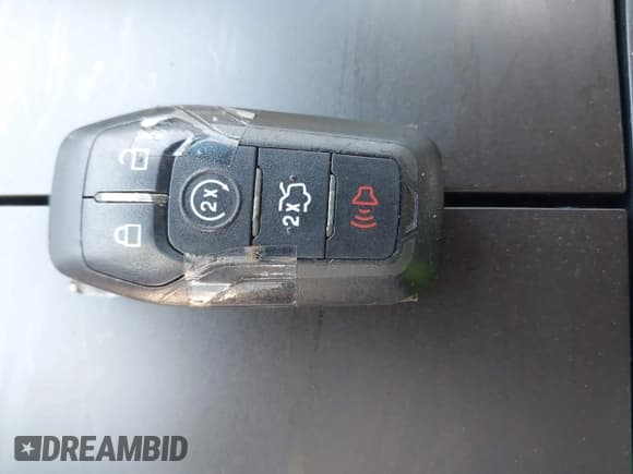 ✅ 2014 Lincoln MKZ • VIN: 3LN6L2G98ER835610 • Lot: 43012330. Listed on IAAI with 119,366 mi. Free auction sales archive from the USA and detailed vehicle history report at DreamBid. Image 11.