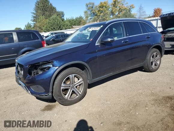 ✅ 2019 Mercedes-Benz GLC 300 • VIN: WDC0G4KB4KF606378 • Lot: 86794035. Wystawiony na Copart z przebiegiem 95 144 mil. Bezpłatny archiwum sprzedaży aukcyjnych z USA i szczegółowy raport historii pojazdu na DreamBid. Zdjęcie 1.