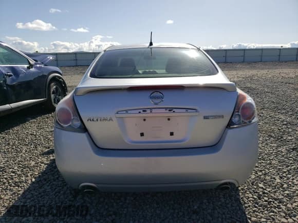 ✅ 2007 Nissan Altima Hybrid • VIN: 1N4CL21E17C207974 • Lot: 48640445. Wystawiony na Copart z przebiegiem Nie podano. Bezpłatny archiwum sprzedaży aukcyjnych z USA i szczegółowy raport historii pojazdu na DreamBid. Zdjęcie 6.