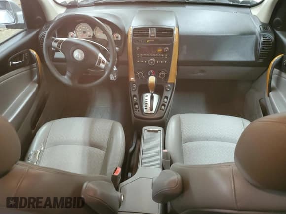 ✅ 2007 Saturn VUE V6 • VIN: 5GZCZ53447S864612 • Lot: 45848975. Wystawiony na Copart z przebiegiem 221 101 mil. Bezpłatny archiwum sprzedaży aukcyjnych z USA i szczegółowy raport historii pojazdu na DreamBid. Zdjęcie 8.