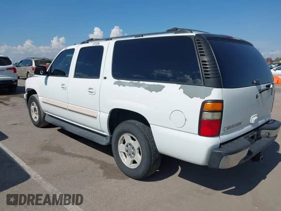 2006 Chevrolet Suburban LT с VIN 1GNFK16Z86J172870, выставлен на аукционе IAAI как лот 43352313 с пробегом 323 663 миль миль и . История ставок и продаж доступна на DreamBid. Изображение 3.