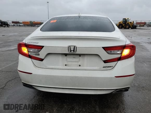 ✅ 2018 Honda Accord Sport • VIN: 1HGCV1F38JA212891 • Lot: 89797285. Listed on Copart with 192,261 mi. Free auction sales archive from the USA and detailed vehicle history report at DreamBid. Image 6.