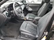 ✅ 2019 Audi Q3 Premium Plus • VIN: WA1BECF39K1079706 • Lot: 43796845. Wystawiony na Copart z przebiegiem 33 521 mil. Bezpłatny archiwum sprzedaży aukcyjnych z USA i szczegółowy raport historii pojazdu na DreamBid. Zdjęcie 7.