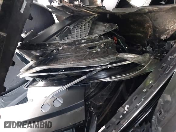 ✅ 2023 Volkswagen Tiguan SE R-Line Black • VIN: 3VVCB7AX7PM122004 • Лот: 43344585. Опубликован ранее на IAAI с пробегом 22 325 миль. Бесплатный доступ к архиву аукционных продаж из США и подробный отчёт об истории автомобиля на DreamBid. Изображение 22.