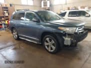 ✅ 2011 Toyota Highlander Limited • VIN: 5TDYK3EH4BS030499 • Lot: 43855271. Listed on IAAI with 162,881 mi. Free auction sales archive from the USA and detailed vehicle history report at DreamBid. Image 1.