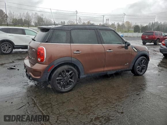 ✅ 2013 MINI Countryman S ALL4 • VIN: WMWZC5C51DWP33287 • Лот: 94749055. Опубликован ранее на Copart с пробегом 128 018 миль. Бесплатный доступ к архиву аукционных продаж из США и подробный отчёт об истории автомобиля на DreamBid. Изображение 3.