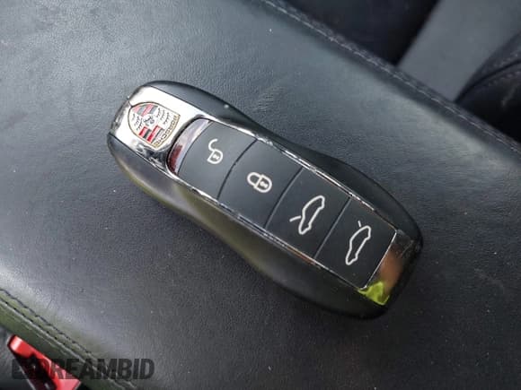 ✅ 2017 Porsche Cayman S • VIN: WP0AB2A87HS285634 • Lot: 41949961. Listed on IAAI with 57,422 mi. Free auction sales archive from the USA and detailed vehicle history report at DreamBid. Image 11.