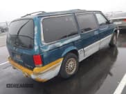 ✅ 1994 Plymouth Grand Voyager • VIN: 1P4GH54LXRX129419 • Лот: 43741842. Опубликован ранее на IAAI с пробегом 376 483 миль. Бесплатный доступ к архиву аукционных продаж из США и подробный отчёт об истории автомобиля на DreamBid. Изображение 4.