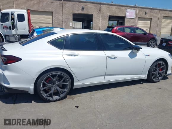✅ 2023 Acura TLX Type S • VIN: 19UUB7F9XPA000295 • Лот: 42174166. Опубликован ранее на IAAI с пробегом 58 853 миль. Бесплатный доступ к архиву аукционных продаж из США и подробный отчёт об истории автомобиля на DreamBid. Изображение 6.