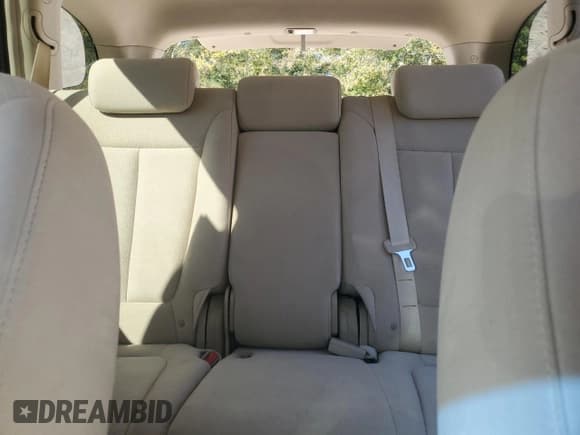 ✅ 2009 Hyundai Santa Fe Limited • VIN: 5NMSH13E59H330292 • Lot: 77545754. Listed on Copart with 102,104 mi. Free auction sales archive from the USA and detailed vehicle history report at DreamBid. Image 10.