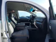 ✅ 2016 Toyota Tundra SR5 • VIN: 5TFEM5F10GX108417 • Lot: 41361449. Listed on IAAI with 105,502 mi. Free auction sales archive from the USA and detailed vehicle history report at DreamBid. Image 5.