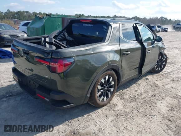 2025 Hyundai Santa Cruz SEL with VIN 5NTJBDDE4SH129880, listed as a IAAI auction lot 41524264 with 4,655 mi miles and . Bid and sale history available at DreamBid. Image 4.