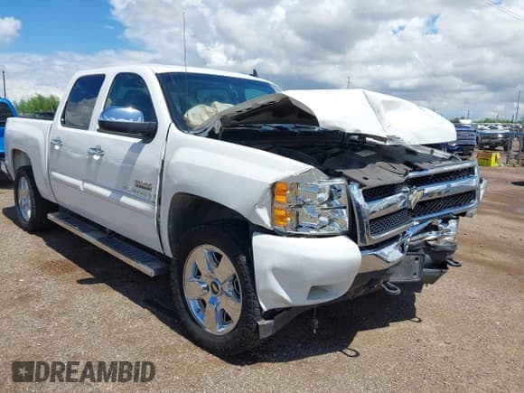 ✅ 2009 Chevrolet Silverado 1500 LT • VIN: 3GCEC23079G183202 • Лот: 43260097. Опубликован ранее на IAAI с пробегом 110 916 миль. Бесплатный доступ к архиву аукционных продаж из США и подробный отчёт об истории автомобиля на DreamBid. Изображение 1.