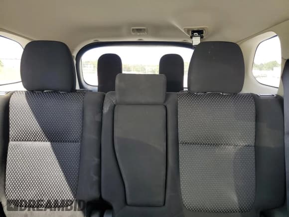 ✅ 2016 Mitsubishi Outlander ES • VIN: JA4AD2A3XGZ016476 • Лот: 81508375. Опубликован ранее на Copart с пробегом 140 349 миль. Бесплатный доступ к архиву аукционных продаж из США и подробный отчёт об истории автомобиля на DreamBid. Изображение 10.