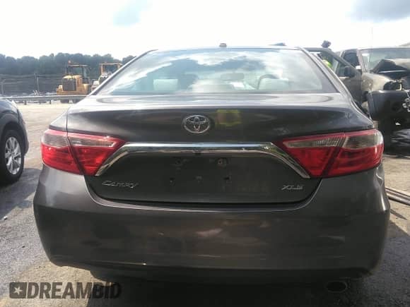 2016 Toyota Camry XLE with VIN 4T1BF1FK2GU527753, listed as a IAAI auction lot 42742790 with Not provided miles and . Bid and sale history available at DreamBid. Image 17.