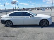 ✅ 2014 BMW 7 Series ALPINA B7 • VIN: WBAYE8C58ED136366 • Lot: 41721814. Wystawiony na IAAI z przebiegiem 142 295 mil. Bezpłatny archiwum sprzedaży aukcyjnych z USA i szczegółowy raport historii pojazdu na DreamBid. Zdjęcie 14.