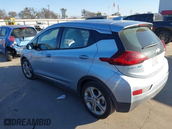 ✅ 2017 Chevrolet Bolt EV LT • VIN: 1G1FW6S04H4180525 • Lot: 41765456. Wystawiony na IAAI z przebiegiem 48 555 mil. Bezpłatny archiwum sprzedaży aukcyjnych z USA i szczegółowy raport historii pojazdu na DreamBid. Zdjęcie 3.