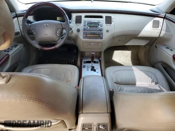 2006 Hyundai Azera SE with VIN KMHFC46F96A131463, listed as a Copart auction lot 44050615 with Not provided miles and Non repairable. Bid and sale history available at DreamBid. Image 8.