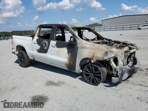 ✅ 2019 Chevrolet Silverado 1500 RST • VIN: 1GCUYEED4KZ165440 • Lot: 81606035. Wystawiony na Copart z przebiegiem Nie podano. Bezpłatny archiwum sprzedaży aukcyjnych z USA i szczegółowy raport historii pojazdu na DreamBid. Zdjęcie 4.