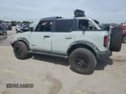 ✅ 2023 Ford Bronco • VIN: 1FMEE5DP1PLB38727 • Lot: 53674495. Wystawiony na Copart z przebiegiem Nie podano. Bezpłatny archiwum sprzedaży aukcyjnych z USA i szczegółowy raport historii pojazdu na DreamBid. Zdjęcie 2.