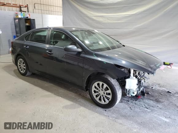 ✅ 2019 Kia Forte LXS • VIN: 3KPF24AD4KE128443 • Lot: 83804175. Listed on Copart with 101,008 mi. Free auction sales archive from the USA and detailed vehicle history report at DreamBid. Image 4.