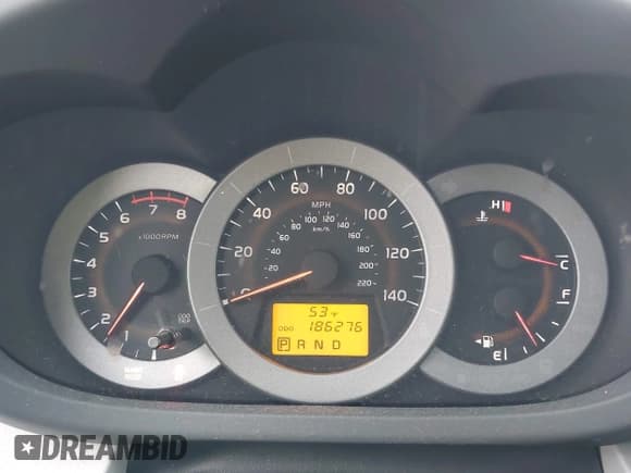 ✅ 2009 Toyota RAV4 • VIN: 2T3ZF31VX9W004406 • Lot: 42320558. Wystawiony na IAAI z przebiegiem 186 276 mil. Bezpłatny archiwum sprzedaży aukcyjnych z USA i szczegółowy raport historii pojazdu na DreamBid. Zdjęcie 7.