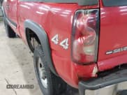 ✅ 2007 Chevrolet Silverado 2500HD Work Truck • VIN: 1GCHK29U17E141493 • Lot: 41369229. Wystawiony na IAAI z przebiegiem 198 623 mil. Bezpłatny archiwum sprzedaży aukcyjnych z USA i szczegółowy raport historii pojazdu na DreamBid. Zdjęcie 6.