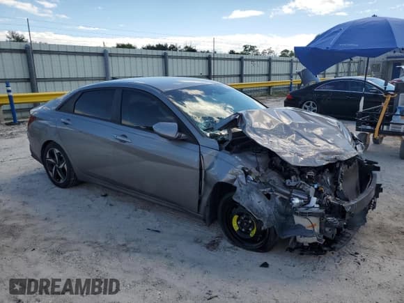 ✅ 2023 Hyundai Elantra SEL • VIN: KMHLS4AG5PU550836 • Lot: 86592535. Listed on Copart with 84,382 mi. Free auction sales archive from the USA and detailed vehicle history report at DreamBid. Image 4.
