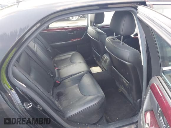 ✅ 2002 Lexus LS 430 • VIN: JTHBN30F920089620 • Lot: 43242345. Listed on IAAI with 215,299 mi. Free auction sales archive from the USA and detailed vehicle history report at DreamBid. Image 8.