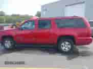 2013 Chevrolet Suburban LT z VIN 1GNSKJE77DR205791, wystawiony jako IAAI lot #43091004 z przebiegiem 184 633 mil mil oraz . Historia ofert i sprzedaży dostępna na DreamBid. Obrazek 14.