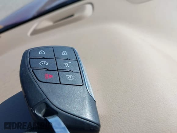 ✅ 2021 Chevrolet Suburban Premier • VIN: 1GNSKFKD8MR493134 • Лот: 43573785. Опубликован ранее на IAAI с пробегом 96 731 миль. Бесплатный доступ к архиву аукционных продаж из США и подробный отчёт об истории автомобиля на DreamBid. Изображение 11.