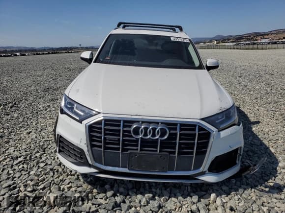 ✅ 2020 Audi Q7 Premium • VIN: WA1AXAF76LD013322 • Lot: 61510375. Listed on Copart with 56,215 mi. Free auction sales archive from the USA and detailed vehicle history report at DreamBid. Image 5.