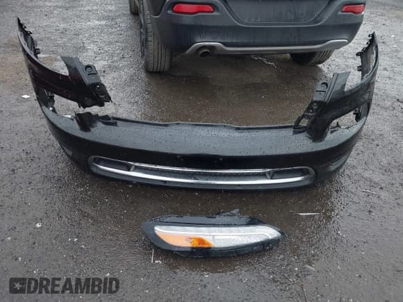 ✅ 2016 Jeep Cherokee Limited • VIN: 1C4PJMDB1GW225470 • Lot: 43657882. Wystawiony na IAAI z przebiegiem 146 370 mil. Bezpłatny archiwum sprzedaży aukcyjnych z USA i szczegółowy raport historii pojazdu na DreamBid. Zdjęcie 12.