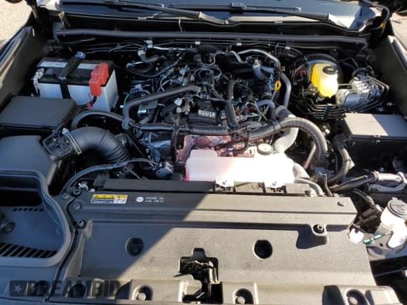 ✅ 2025 Toyota 4Runner TRD Sport • VIN: JTEVA5BR0S5021296 • Lot: 85732225. Listed on Copart with 2,448 mi. Free auction sales archive from the USA and detailed vehicle history report at DreamBid. Image 12.