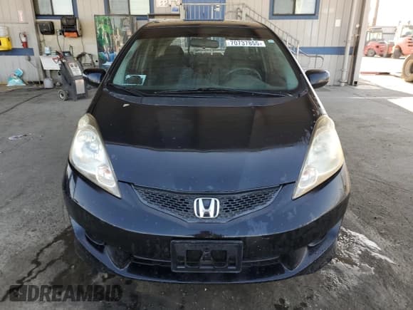 ✅ 2011 Honda Fit Sport • VIN: JHMGE8H64BC013132 • Лот: 70737855. Опубликован ранее на Copart с пробегом 161 994 миль. Бесплатный доступ к архиву аукционных продаж из США и подробный отчёт об истории автомобиля на DreamBid. Изображение 5.