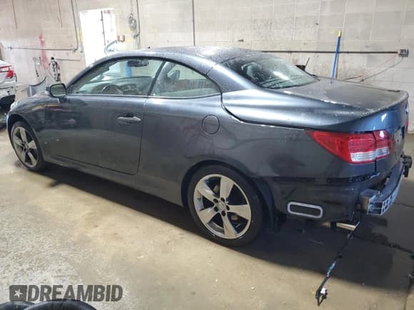 ✅ 2011 Lexus IS 350 C • VIN: JTHFE2C27B2506614 • Лот: 49748965. Опубликован ранее на Copart с пробегом 105 942 миль. Бесплатный доступ к архиву аукционных продаж из США и подробный отчёт об истории автомобиля на DreamBid. Изображение 2.