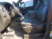 ✅ 2020 GMC Sierra 3500HD Denali • VIN: 1GT49WEY9LF262769 • Lot: 74386594. Wystawiony na Copart z przebiegiem 34 178 mil. Bezpłatny archiwum sprzedaży aukcyjnych z USA i szczegółowy raport historii pojazdu na DreamBid. Zdjęcie 7.