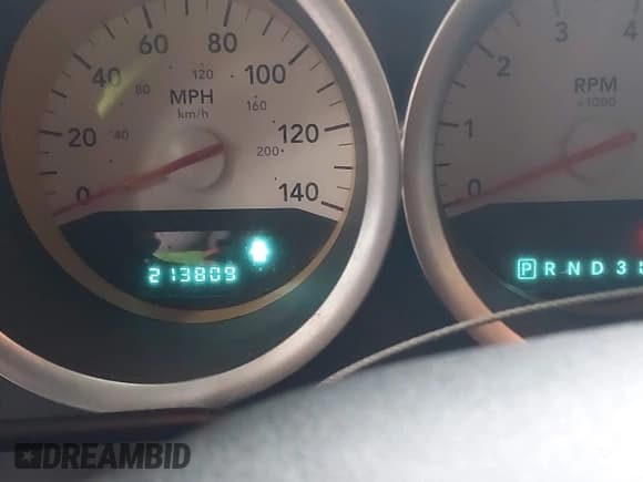 ✅ 2005 Dodge Magnum SE • VIN: 2D4FV48V75H680066 • Lot: 43787551. Listed on IAAI with 213,809 mi. Free auction sales archive from the USA and detailed vehicle history report at DreamBid. Image 7.