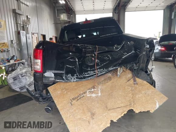 ✅ 2022 Ram 1500 Big Horn • VIN: 1C6SRFFT8NN128135 • Lot: 42974698. Listed on IAAI with 68,402 mi. Free auction sales archive from the USA and detailed vehicle history report at DreamBid. Image 15.